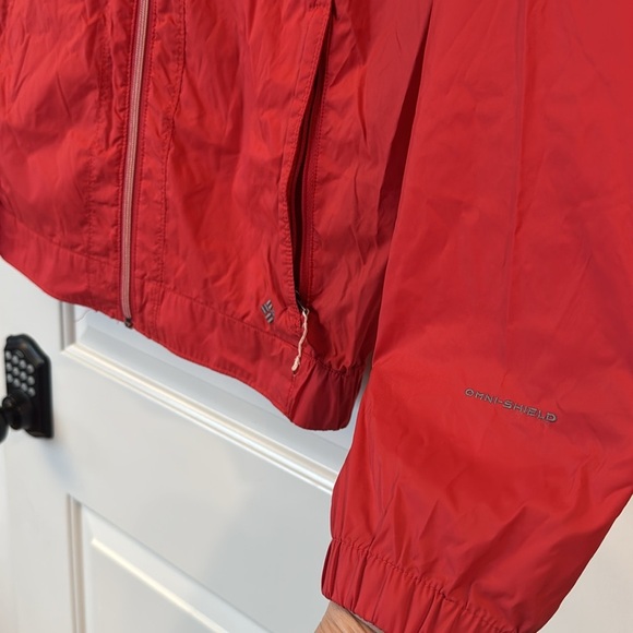 Columbia Red Hooded Jacket - Picture 2 of 14